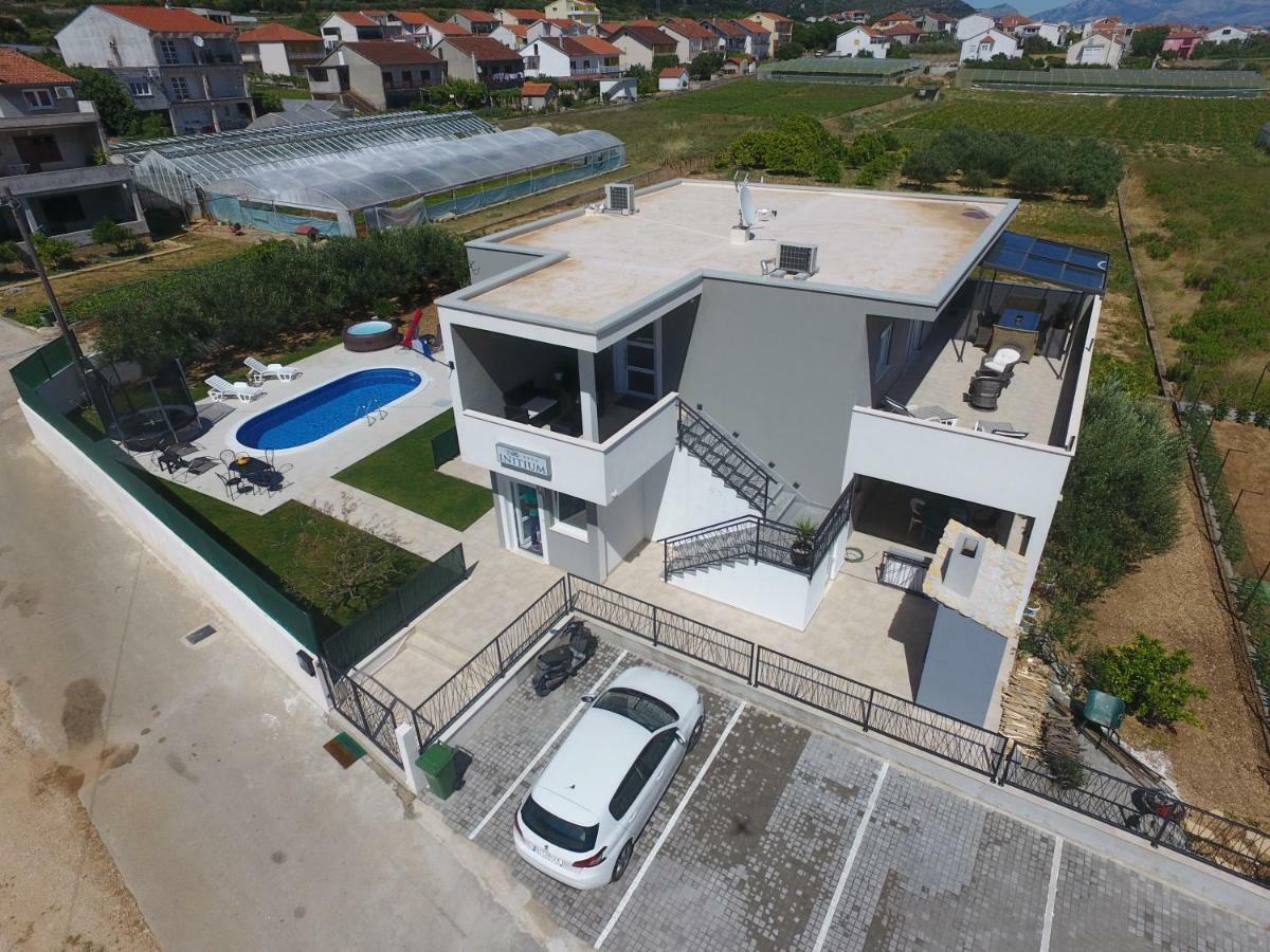 Villa Initium,Heated Pool All Season Трогір Екстер'єр фото