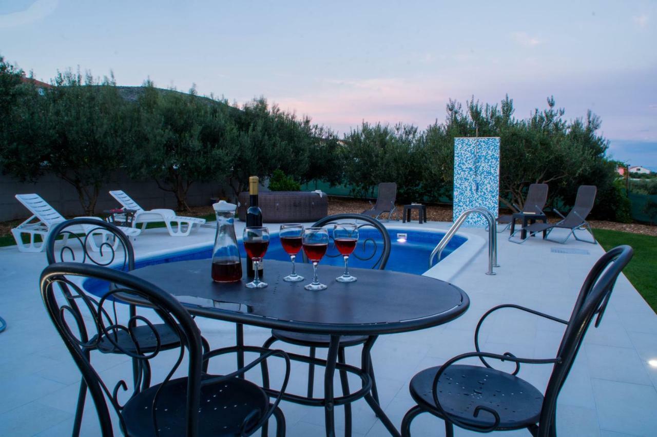 Villa Initium,Heated Pool All Season Трогір Екстер'єр фото