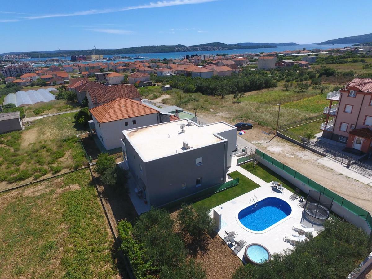 Villa Initium,Heated Pool All Season Трогір Екстер'єр фото